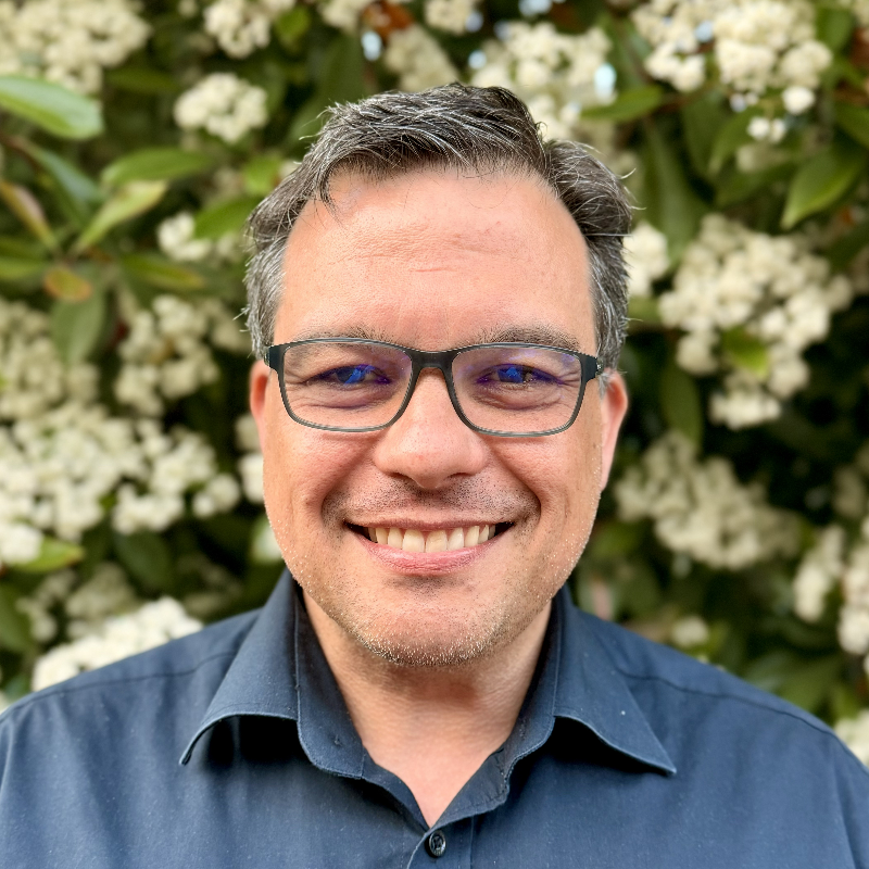  Wolfgang Haenicke